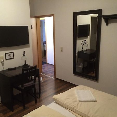 Hotel Engel Waldbronn Luaran gambar